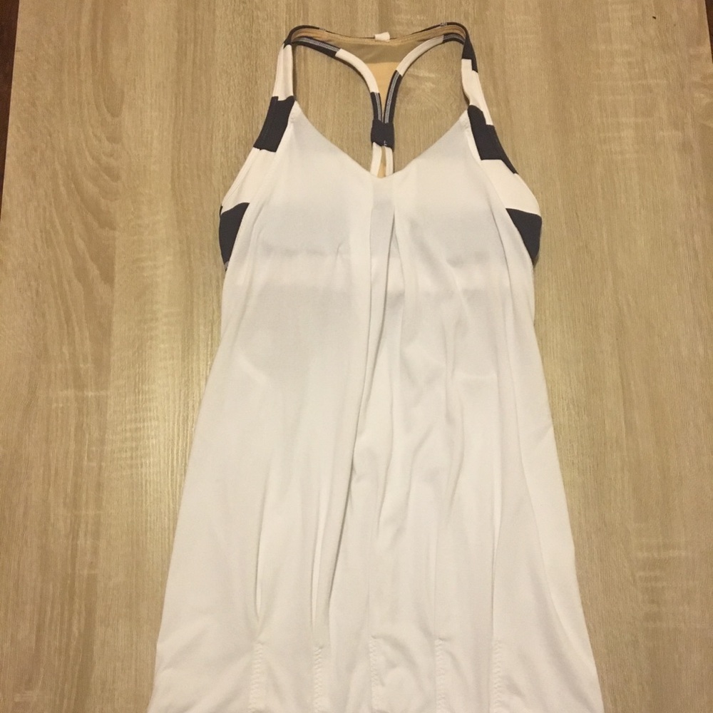 Lululemon Tank w/ Built in bra
